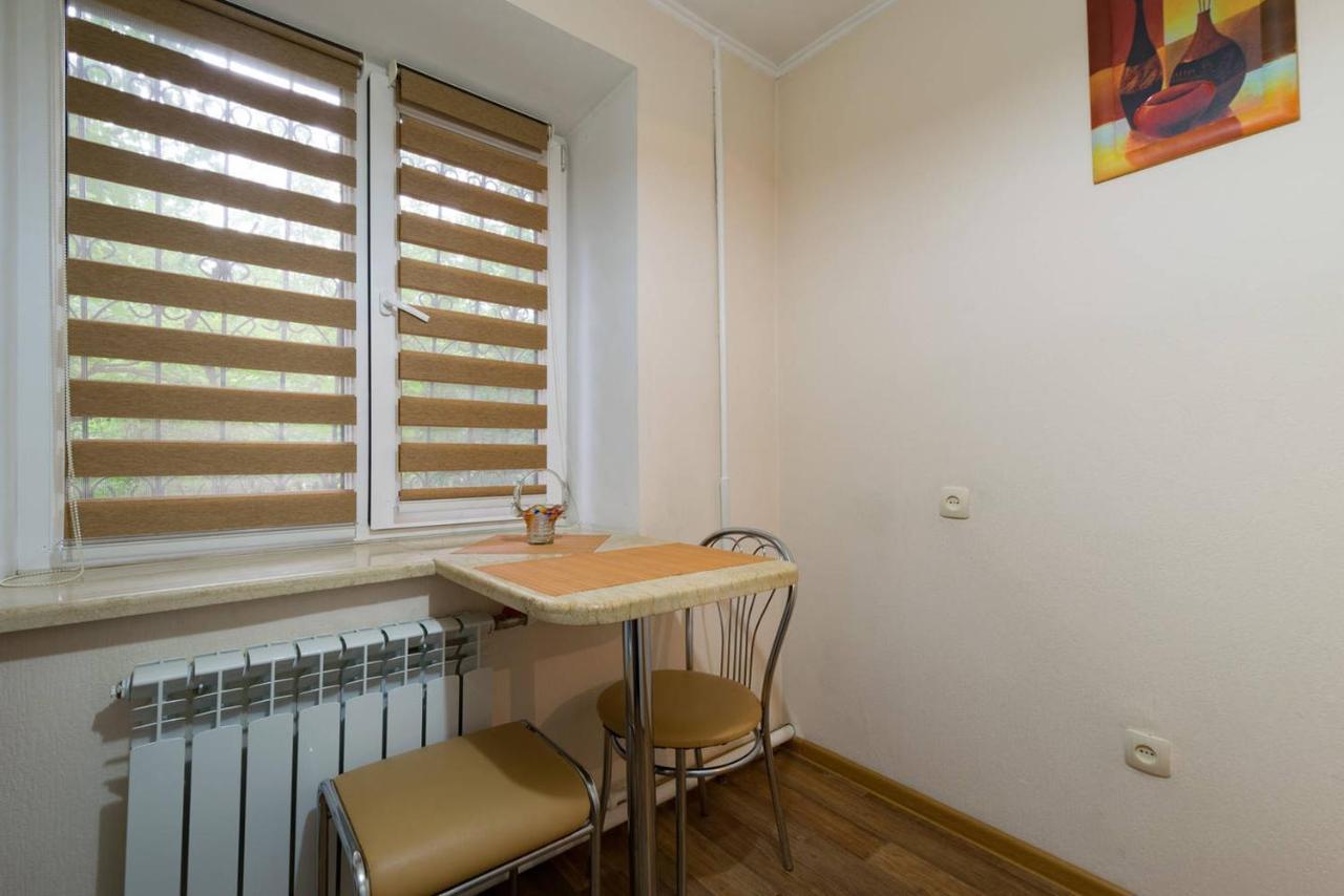 Apartment Nadezhda At Zheltoskan 77/79 Ałma Ata Zewnętrze zdjęcie